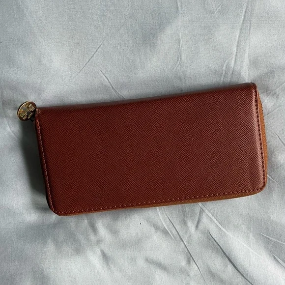 Tori Burch Wallet - Picture 3 of 5